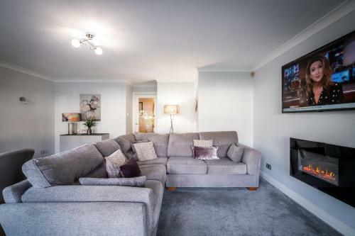 Bellman Apartment - Pet Friendly With Parking
