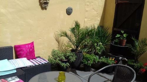 Sea Breeze Holiday Apartment