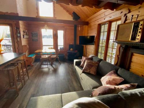 Le Petit Chalet Sur Le Lac