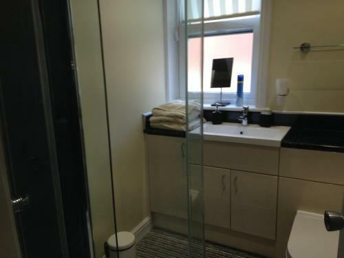 Hostal Marden Guest House