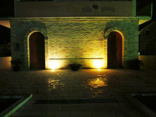 Bed & Breakfast Villa Istonia