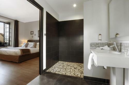 Hotel H�tel Joyet De Maubec