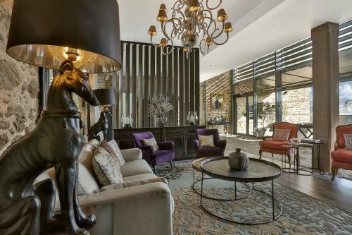 Hotel H�tel Joyet De Maubec