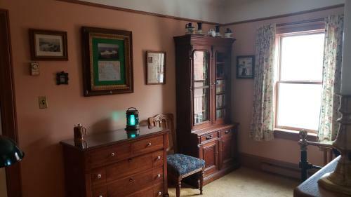 Gower Manor Historic Bed & Breakfast