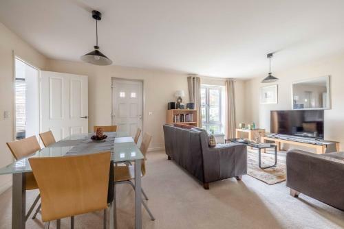 Apartamento Cosy 2 Bed 2 Bath Central Windsor & Parking