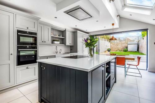 Stylish Hidden Gem - Close 2 Castle And Legoland - Parking