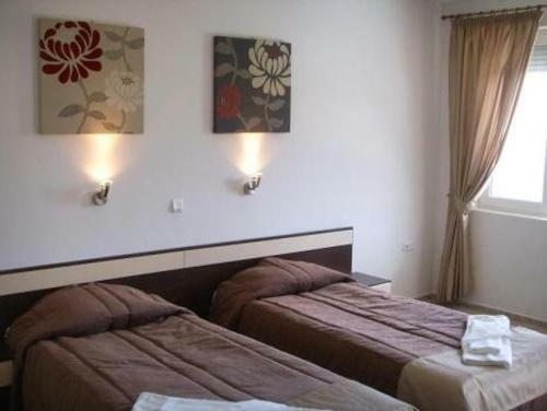 Immaculate 4-bed Villa In Balchic Bulgaria