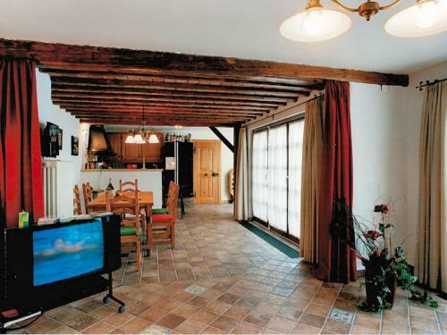Tasteful Villa In Hinterbr�hl With Private Pool