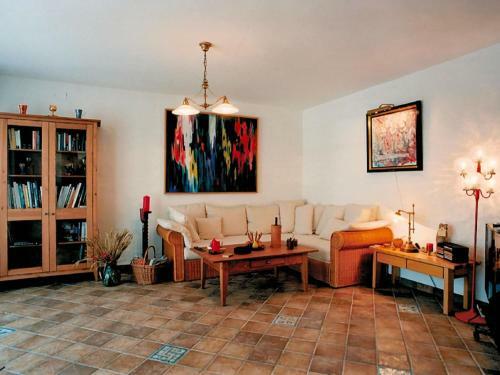 Tasteful Villa In Hinterbr�hl With Private Pool