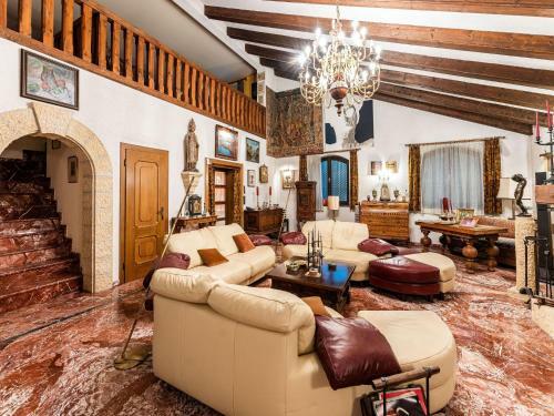 Tasteful Villa In Hinterbr�hl With Private Pool