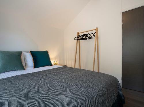 Oak Street Apartment