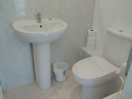 Hostal Windermere Studio Rooms