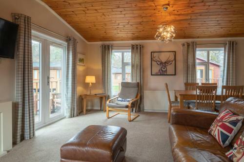 Brightwater Lodge - White Cross Bay