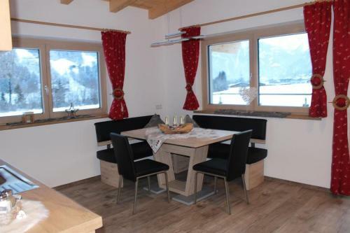 Apartamento Alpinjuwel In Hippach