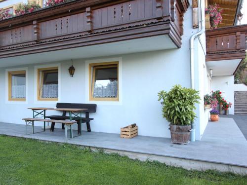 Nice Apartment Located Between Hopfgarten And The Wildsch�nau