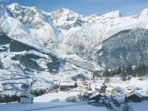 Nice Apartment Located Between Hopfgarten And The Wildsch�nau