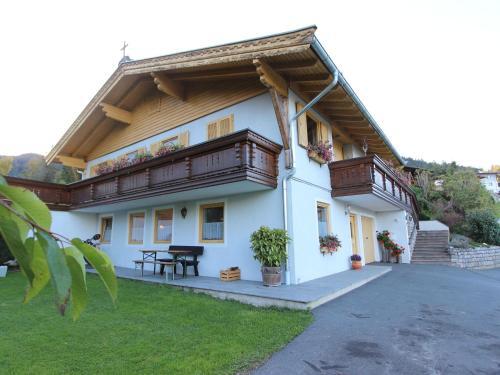 Nice Apartment Located Between Hopfgarten And The Wildsch�nau
