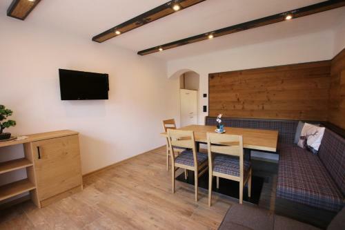 Enzian Apartments