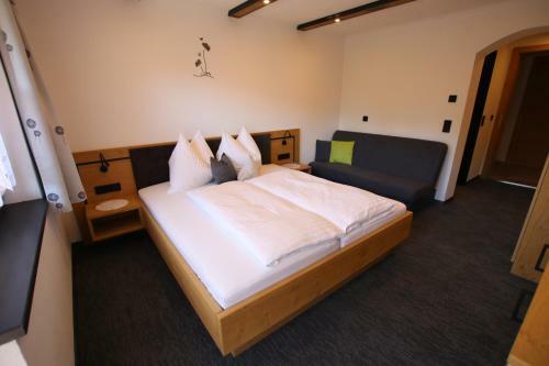 Enzian Apartments