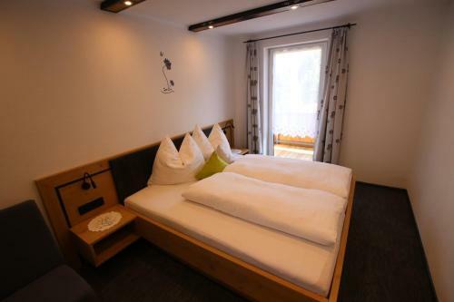 Enzian Apartments