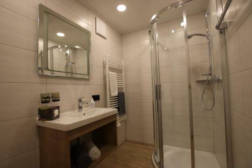 Enzian Apartments