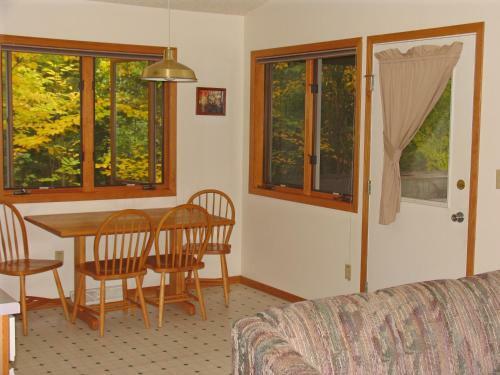 Mountain View Lodges