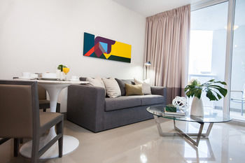 Apartamentos Habitat Residence