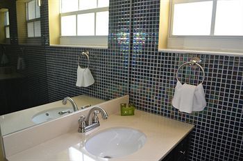 Motel Wishes Coral Gables