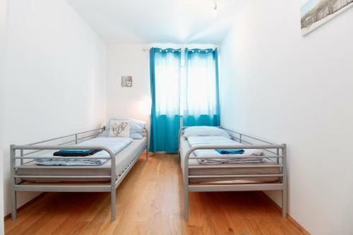 Modern Apartment With Terracce Top 3
