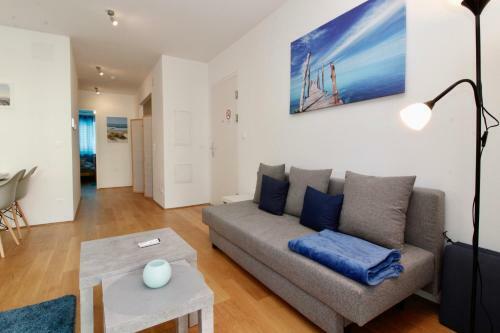 Modern Apartment With Terracce Top 3