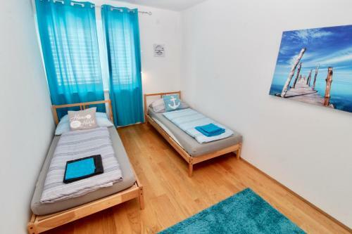 Modern Apartment With Terracce Top 3
