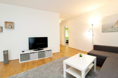 Apartamento Spacious Terrace Apt In Modern Klosterneuburg Building Top 2