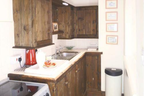 Kikas Cottage