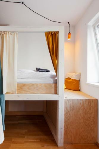 Montagu Hostel