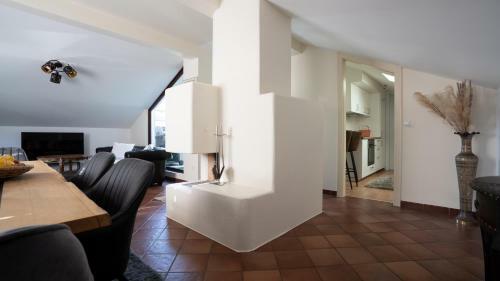 Apartamento Sch�ne 4-zimmer Wohnung Mitten In Den Alpen