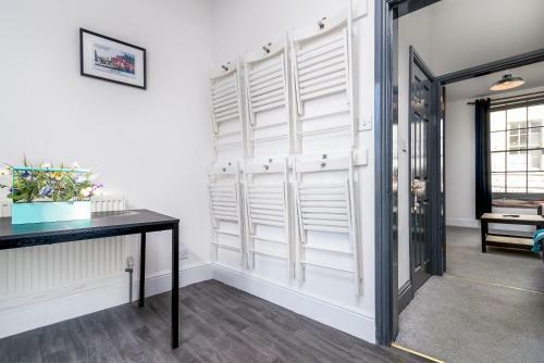 Apartamento Whitby Central, 2mins Walk From Beach, Pet Friendly