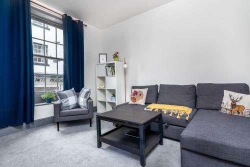 Apartamento Whitby Central, 2mins Walk From Beach, Pet Friendly