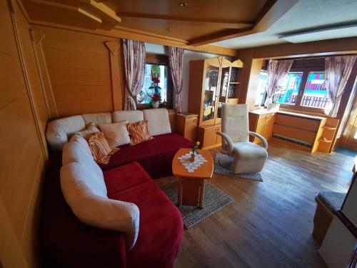 Apartamento Ferienwohnung Kaiserblick K�ssen