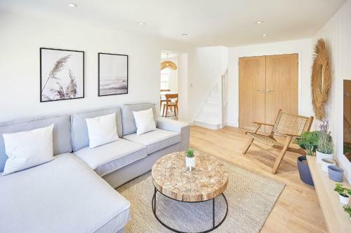 Host & Stay - Golden Lion Apartments