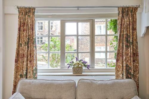Host & Stay - Croft Cottage