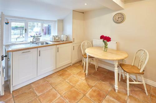 Host & Stay - Croft Cottage