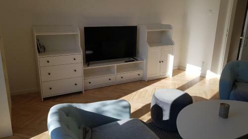 Apartamento Blick �ber Krems Mit Gartenpavillon