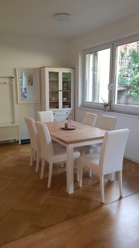 Apartamento Blick �ber Krems Mit Gartenpavillon