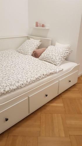Apartamento Blick �ber Krems Mit Gartenpavillon