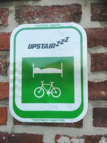 Apartamento Vakantiewoning Upstairzzz
