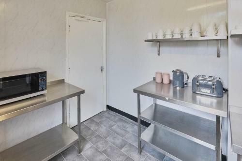 Host & Stay - Cook's Quarters