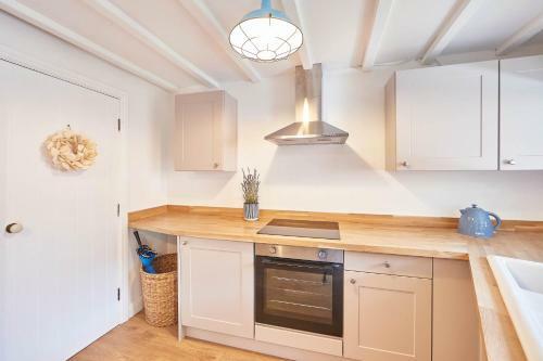 Host & Stay - Abbey View Cottage