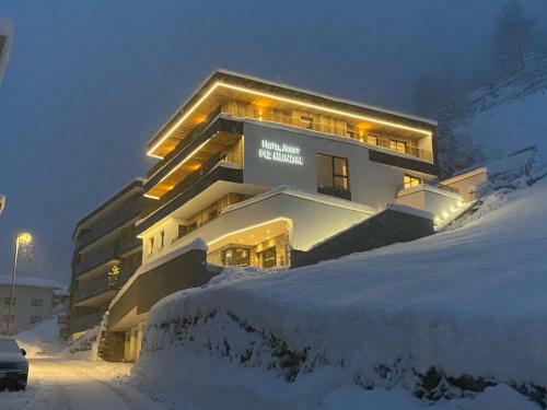 Hotel Apart Piz Mundin