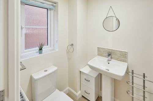 Host & Stay - Anchorage Way