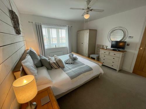 Whitby-captains House Whitby - 4 Bed Luxury Holiday Home